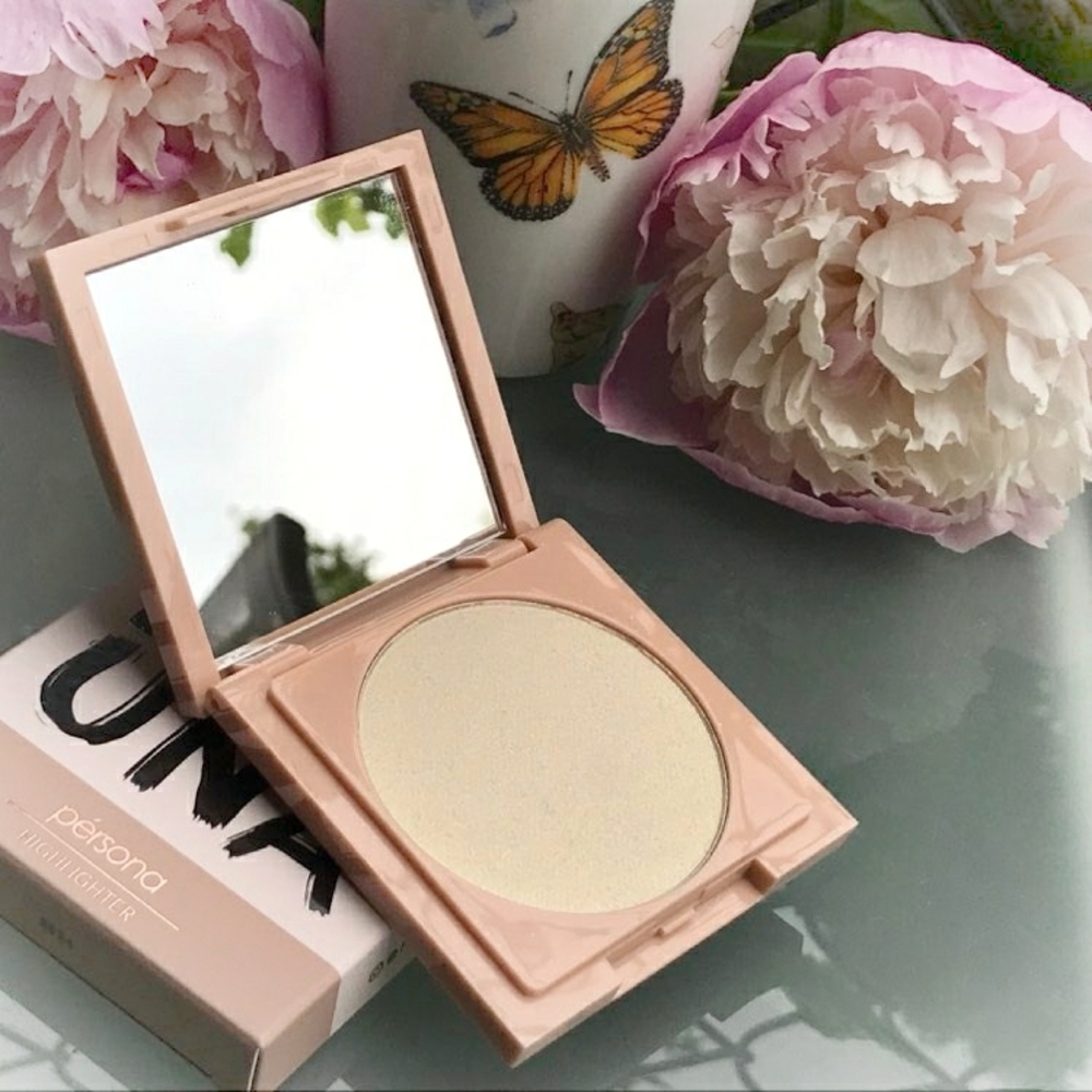 Persona Cali Glow Highlighter in Laguna Light Ivory Champagne BNIB